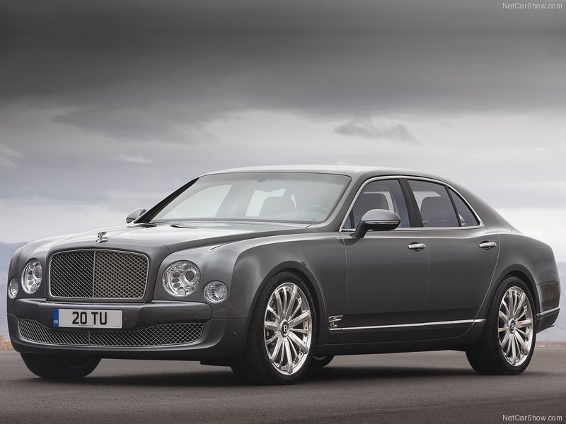 Новый роскошный седан Bentley 2013 года - ФОТОСЕССИЯ
