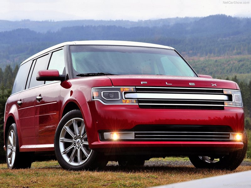 Новый семиместный внедорожник Ford Flex 2013 года - ФОТОСЕССИЯ