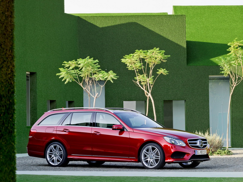 Обновленный Mercedes E-class появится в продаже весной 2013 года - ФОТО