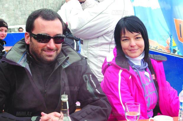 Müğənni Bengün sevgilisi Akın Altanla barışdı ? - FOTO
