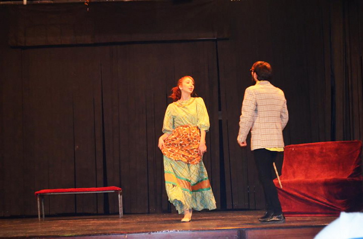 Азербайджанские студенты поставили пьесу Гоголя - ФОТО