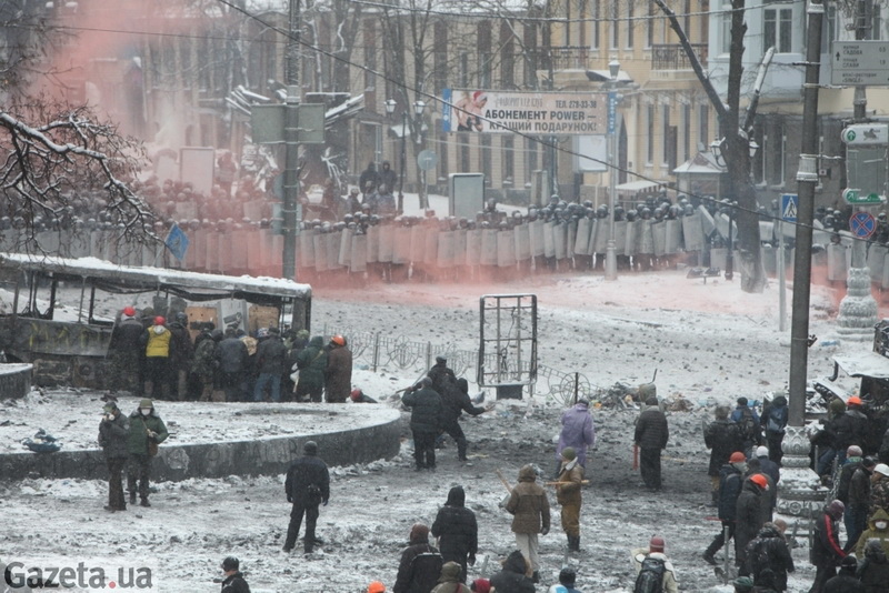 Растет число погибших в результате противостояния в центре Киева - ОБНОВЛЕНО - ВИДЕО - ФОТО
