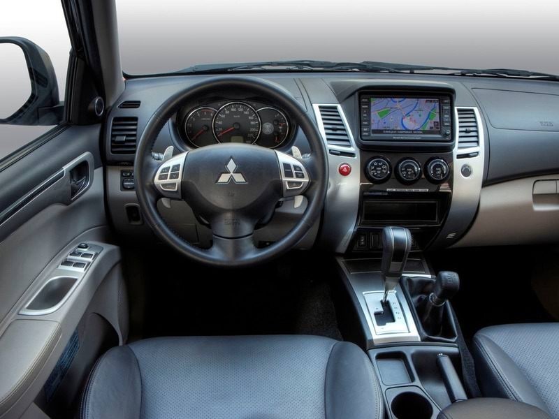 Россия начинает сборку Mitsubishi Pajero Sport в июле - ФОТО