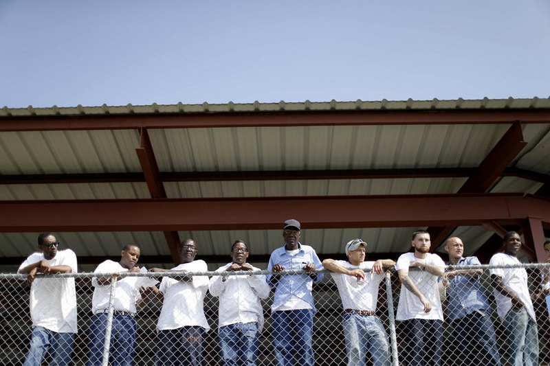 Игры со смертью в американской тюрьме - ФОТОСЕССИЯ