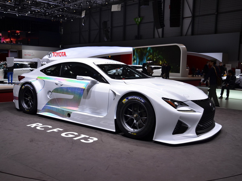 Lexus превратил свое шикарное купе в гоночный болид - ФОТО