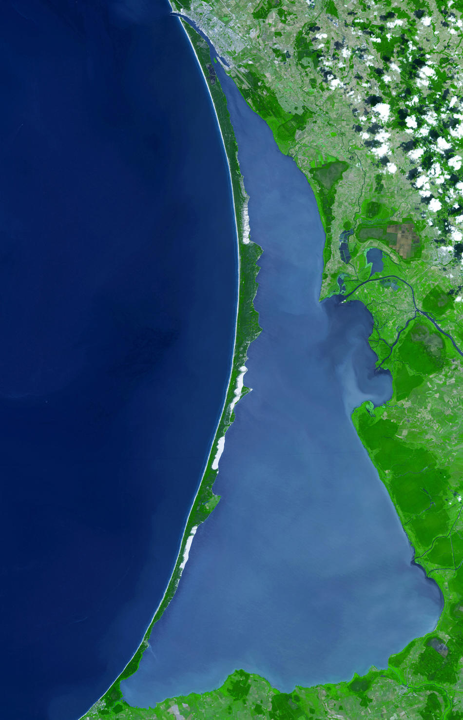 Вид сверху: лучшие фото НАСА - ФОТОСЕССИЯ