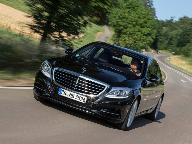 Mercedes снизил расход топлива S-класса до 2,8 л - ФОТО