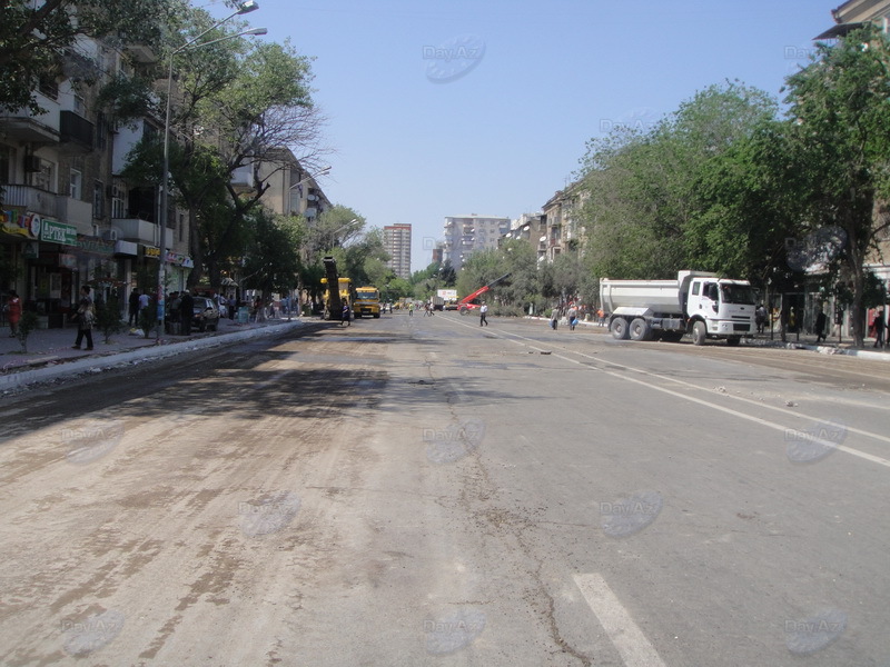 На одной из центральных улиц Баку начался ремонт - ОБНОВЛЕНО - ФОТО