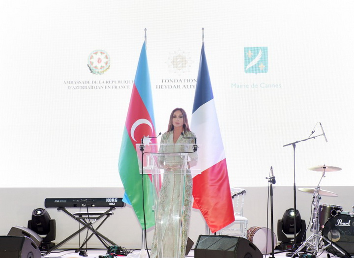 Мехрибан Алиева: "Французско-азербайджанские отношения стремительно развиваются во многих сферах" - ФОТО