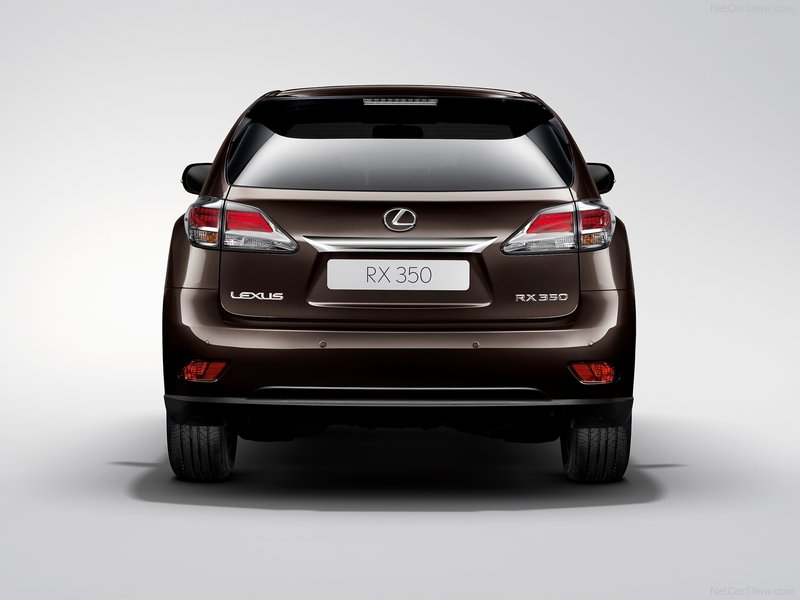 Lexus представил сразу два новых внедорожника в Женеве - ФОТОСЕССИЯ