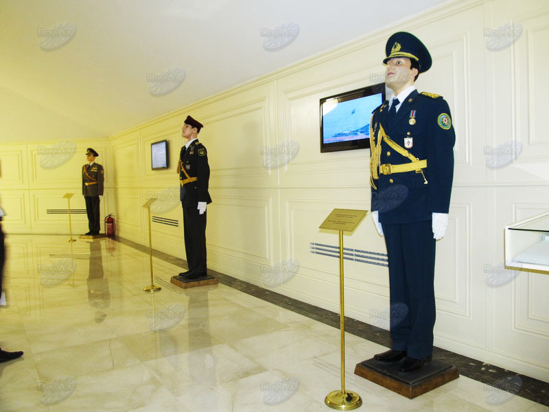 Новый символ Баку: Площадь государственного флага - ФОТОСЕССИЯ