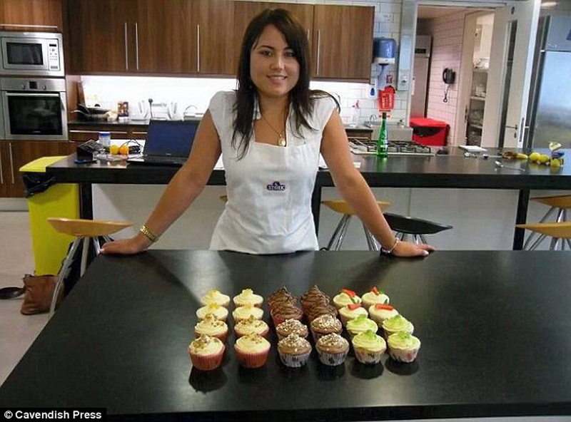 Сладкие джунгли: в Британии испекли невероятные торты - ФОТО