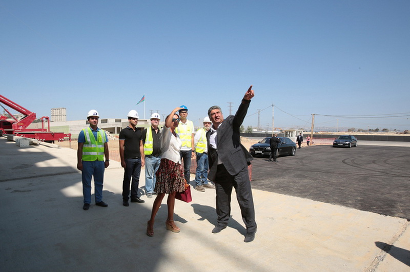 Первая леди Азербайджана Мехрибан Алиева ознакомилась со строительством и реконструкцией спортивных объектов в связи с подготовкой к первым Европейским играм - ФОТО