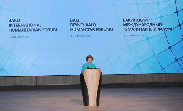 В Азербайджане "черное золото" превращают в "человеческое золото" - ФОТО