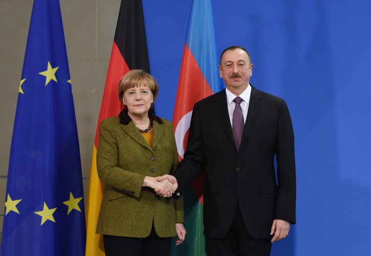 Президент Ильхам Алиев: "Предложенные Азербайджаном проекты меняют энергетическую карту Европы" - ОБНОВЛЕНО - ФОТО - ВИДЕО