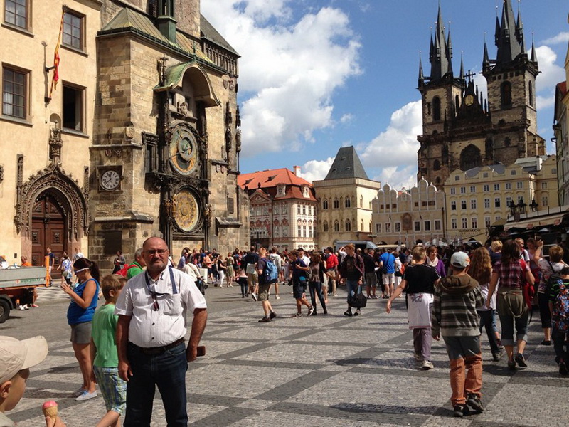 Tур по Европе на мотоцикле: при этом не один, а с супругой – ФОТО