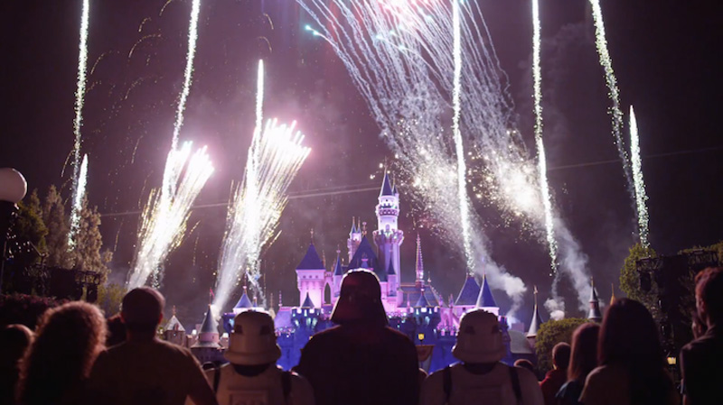 Дарт Вейдер посетил Disneyland - ФОТОСЕССИЯ