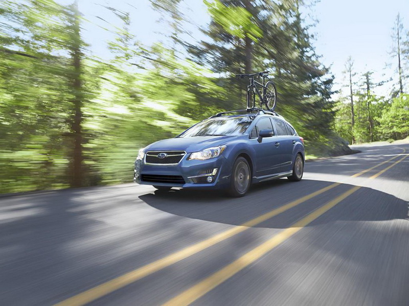 Subaru Impreza научилась следить за дорожной обстановкой - ФОТО