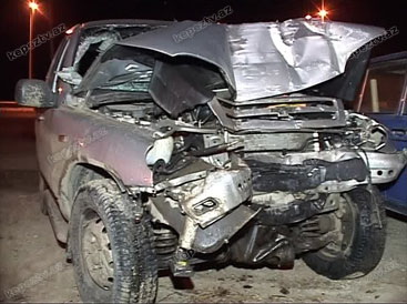 Göygöldə təmirdən yeni çıxan Chevrolet dayanacağa çırpıldı - FOTO