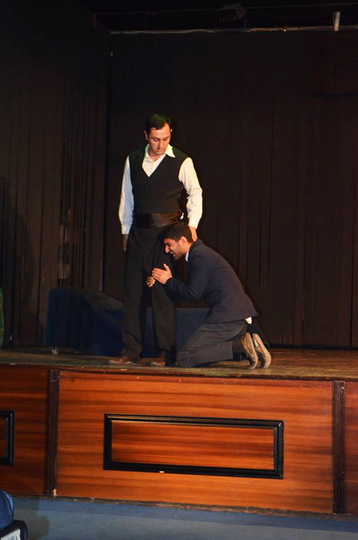 Азербайджанские студенты поставили пьесу Гоголя - ФОТО