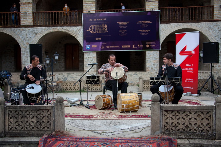 Türkiyənin "İstanbul Harem" və "Natiq" ritm qrupları Şəkidə - FOTOLAR