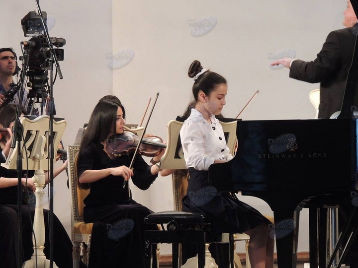 Воспитанники школы имени Тофика Гулиева блеснули на сцене Филармонии – РЕПОРТАЖ - ФОТО