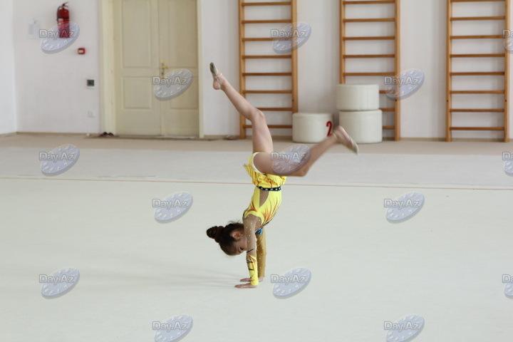 Будущие победители. Один день в Бакинской школе гимнастики - РЕПОРТАЖ - ФОТО