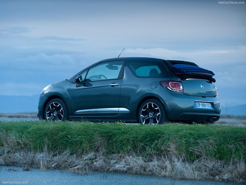 "Заряженный" кабриолет от Citroen станет серийным - ФОТО
