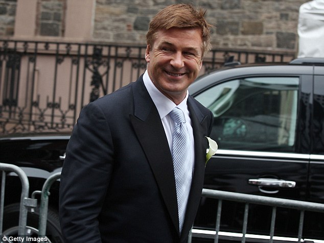 54-летний Алек Болдуин женился во второй раз - ФОТО