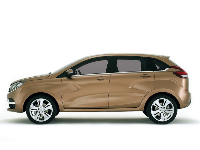 Lada XRay встанет на конвейер раньше, чем ожидалось - ФОТО