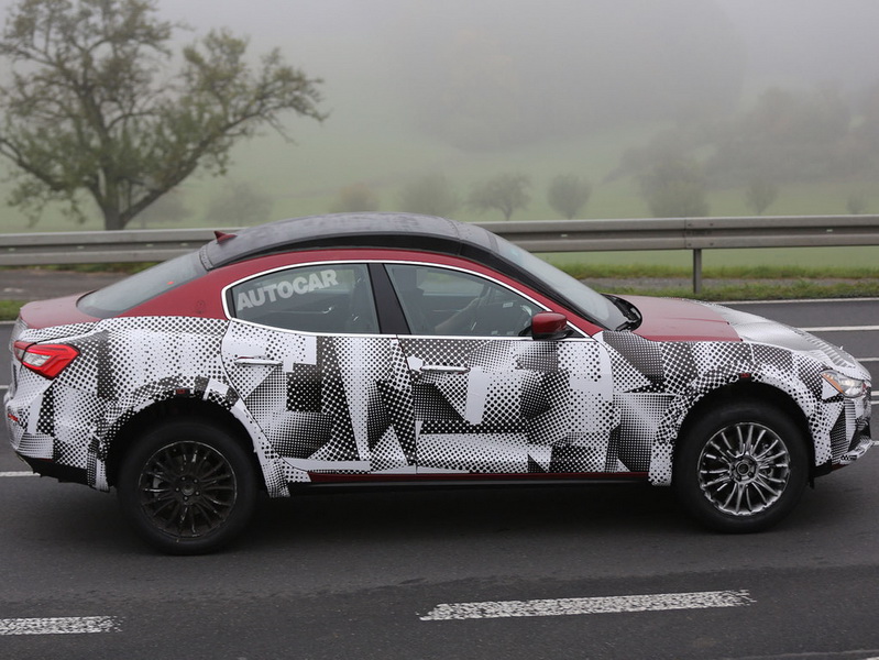 Alfa Romeo приступила к тестам своего первого кроссовера - ФОТО