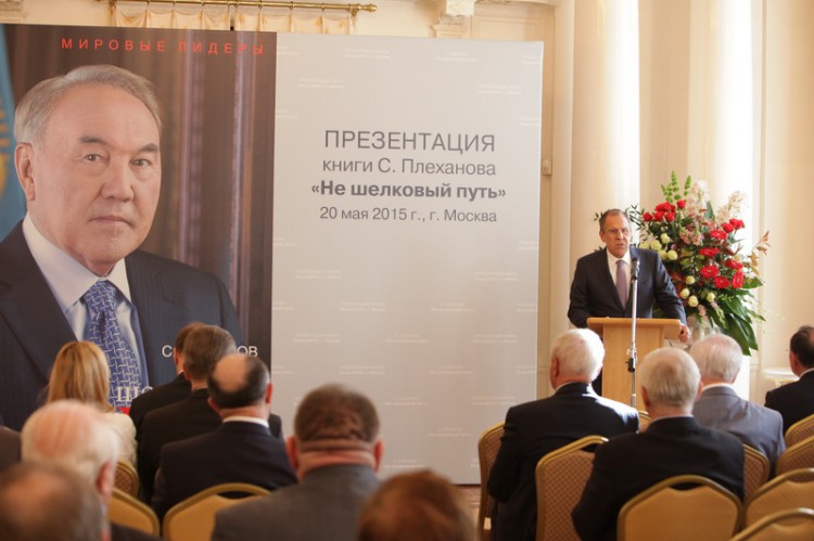 Полад Бюльбюльоглу: С возвращением великого лидера Гейдара Алиева жизнь начала налаживаться - ФОТО