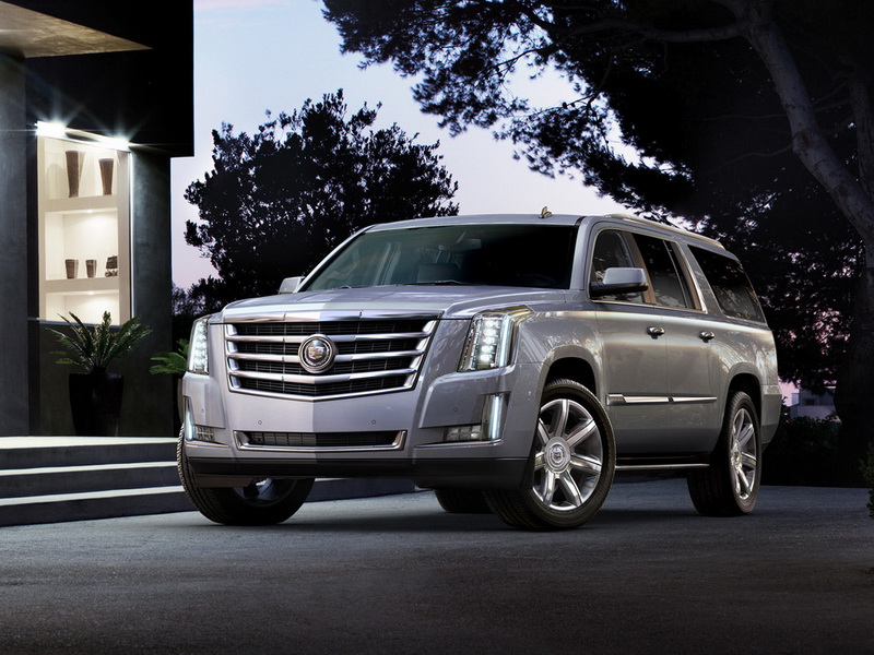 Новый Cadillac Escalade стал внедорожным лимузином - ФОТО