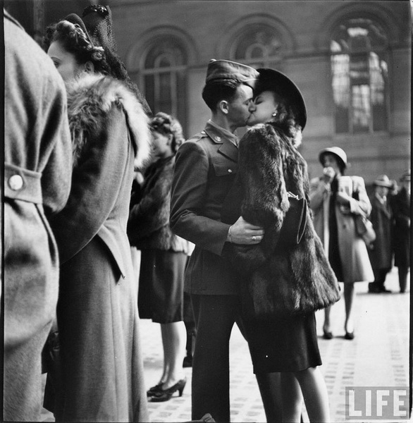 Прощание с возлюбленными. Пенсильванский вокзал. 1943 - ФОТОСЕССИЯ