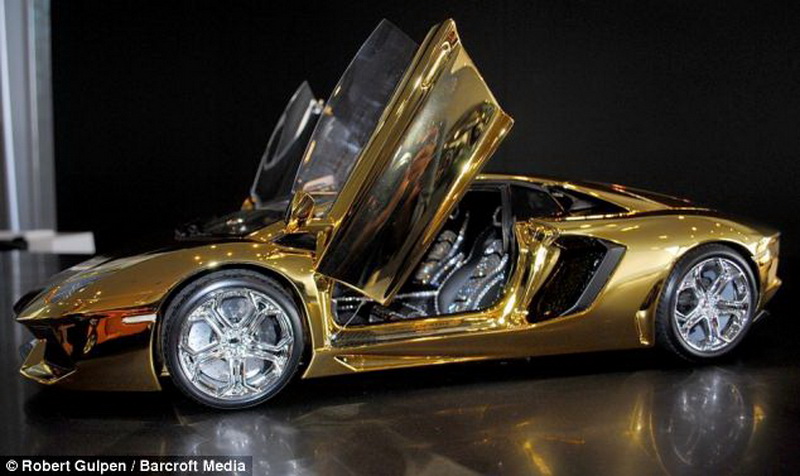 Мини-Lamborghini из чистого золота за $320 тысяч - ФОТО