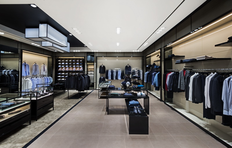 Hugo Boss открыл свой новый флагманский магазин в Port Baku Mall - ФОТО