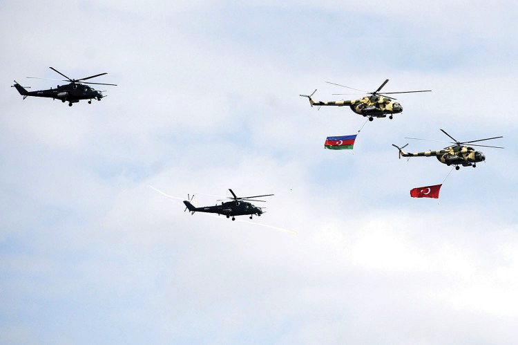 Азербайджанские и турецкие военные в Нахчыване - ОБНОВЛЕНО - ФОТО
