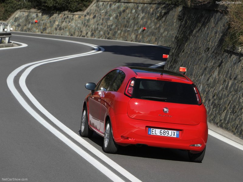 Цена и качество: Новый обновленный Fiat Punto 2012 - ФОТОСЕССИЯ