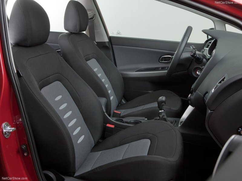 Новый Kia Cee’d стал более спортивным - ФОТОСЕССИЯ