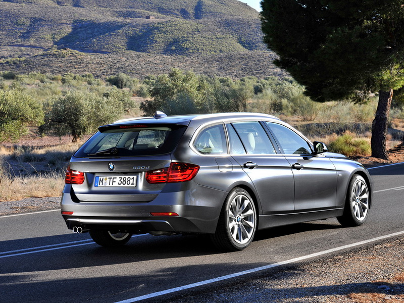 BMW представил универсал 3 Series и трехдверную "единичку" - ФОТОСЕССИЯ