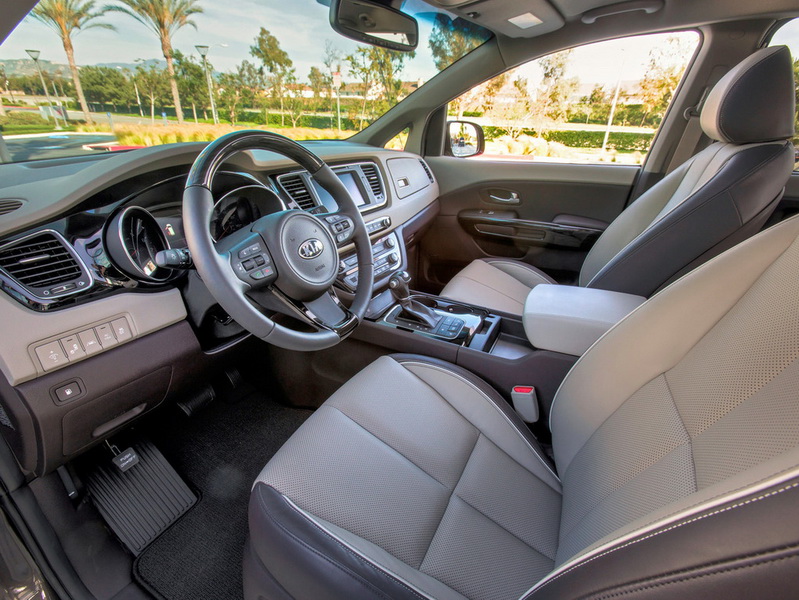 Новый минивэн Kia Sedona стал восьмиместным - ФОТО