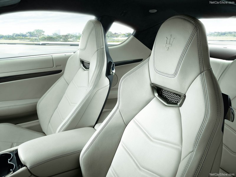 Maserati GranTurismo Sport 2013 представлена в Швейцарии - ФОТОСЕССИЯ
