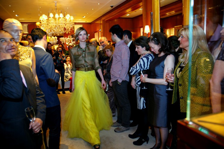 Общество Великобритания-Азербайджан и компания Ralph Lauren провели в Лондоне благотворительную акцию для детей-инвалидов - ФОТО