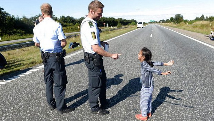 Hamı ona evlilik təklifi edir - Bu fotodan sonra məşhur olan polis