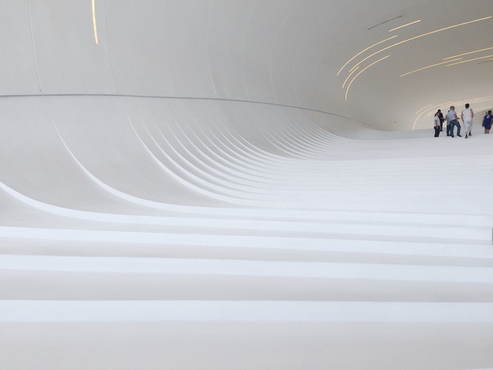 Центр Гейдара Алиева привел в восторг известного блогера - ФОТОГАЛЕРЕЯ