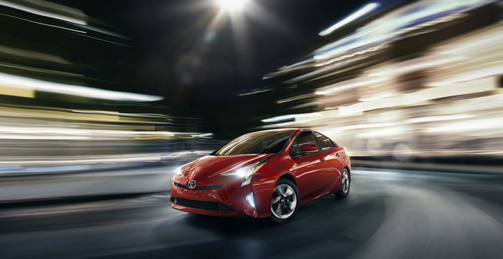 Toyota показала новое поколение культового "гибрида" - ФОТО