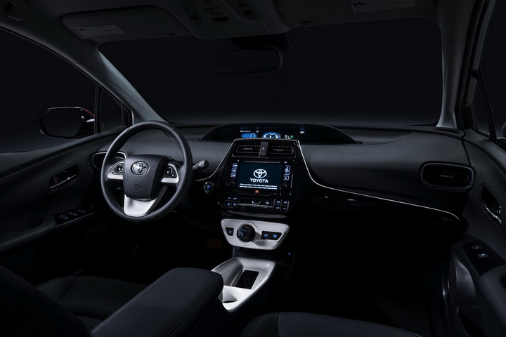 Toyota показала новое поколение культового "гибрида" - ФОТО