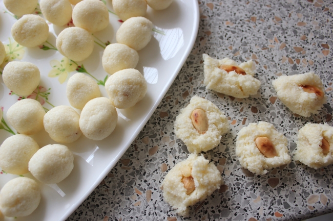 Кокосовые конфеты с миндалем - Пошаговый рецепт - ФОТО