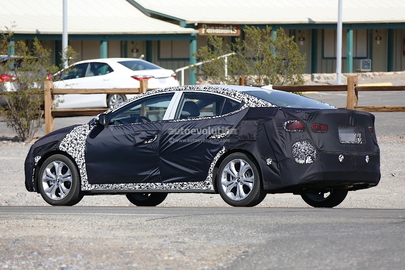 Фотошпионы засняли Hyundai Elantra J6 - ФОТО
