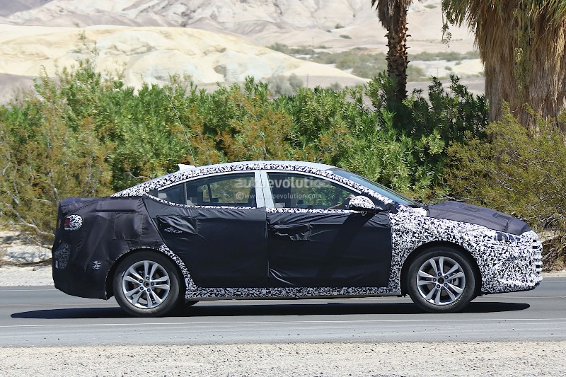 Фотошпионы засняли Hyundai Elantra J6 - ФОТО